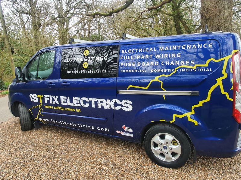 1sr Fix Electrics Van